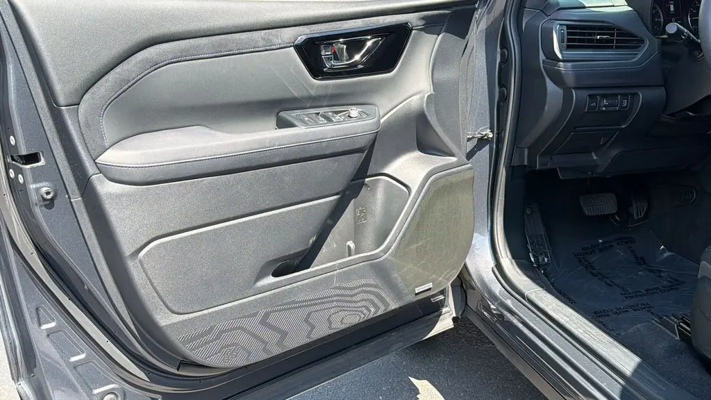2025 Subaru Forester - $29,159