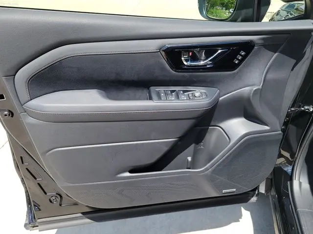 2025 Subaru Forester - $36,385