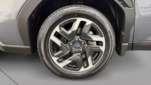 2025 Subaru Forester Premium Hybrid