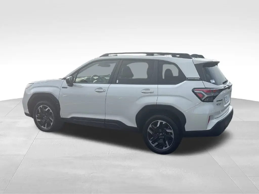 2025 Subaru Forester - $33,899