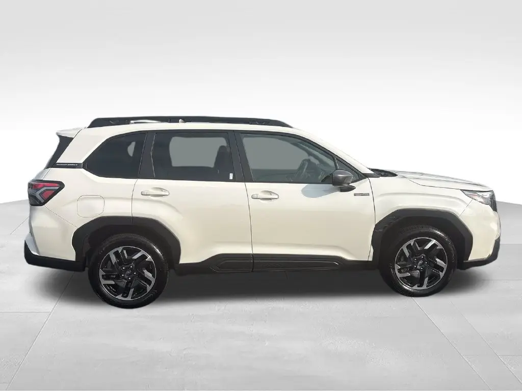 2025 Subaru Forester - $33,899