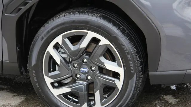 2025 Subaru Forester Premium Hybrid
