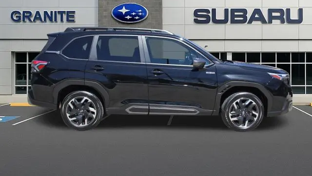 2025 Subaru Forester Limited Hybrid