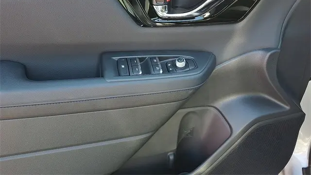 2025 Subaru Forester Limited Hybrid