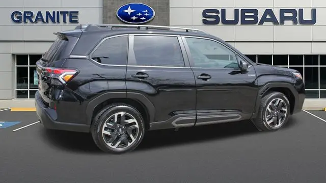 2025 Subaru Forester Limited Hybrid