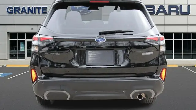 2025 Subaru Forester Limited Hybrid