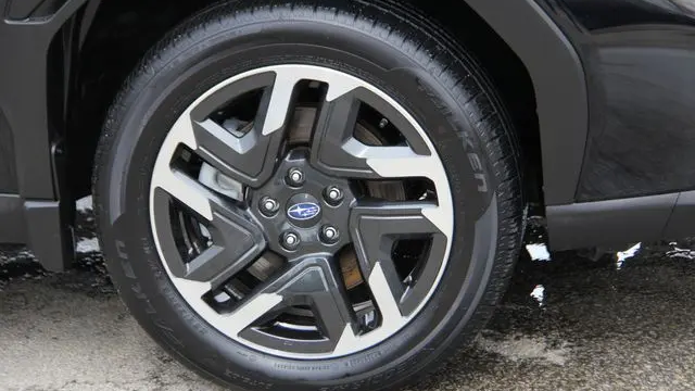 2025 Subaru Forester Limited Hybrid