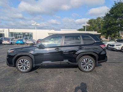 2025 Subaru Forester AWD Touring Hybrid 4DR Crossover
