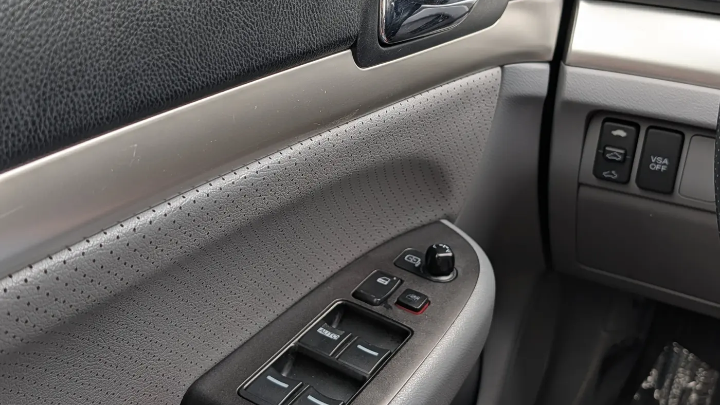 2004 Acura TSX Base
