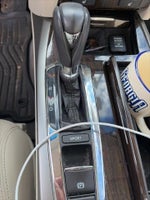 2014 RLX Thumbnail 12