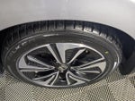 2018 Civic Thumbnail 15