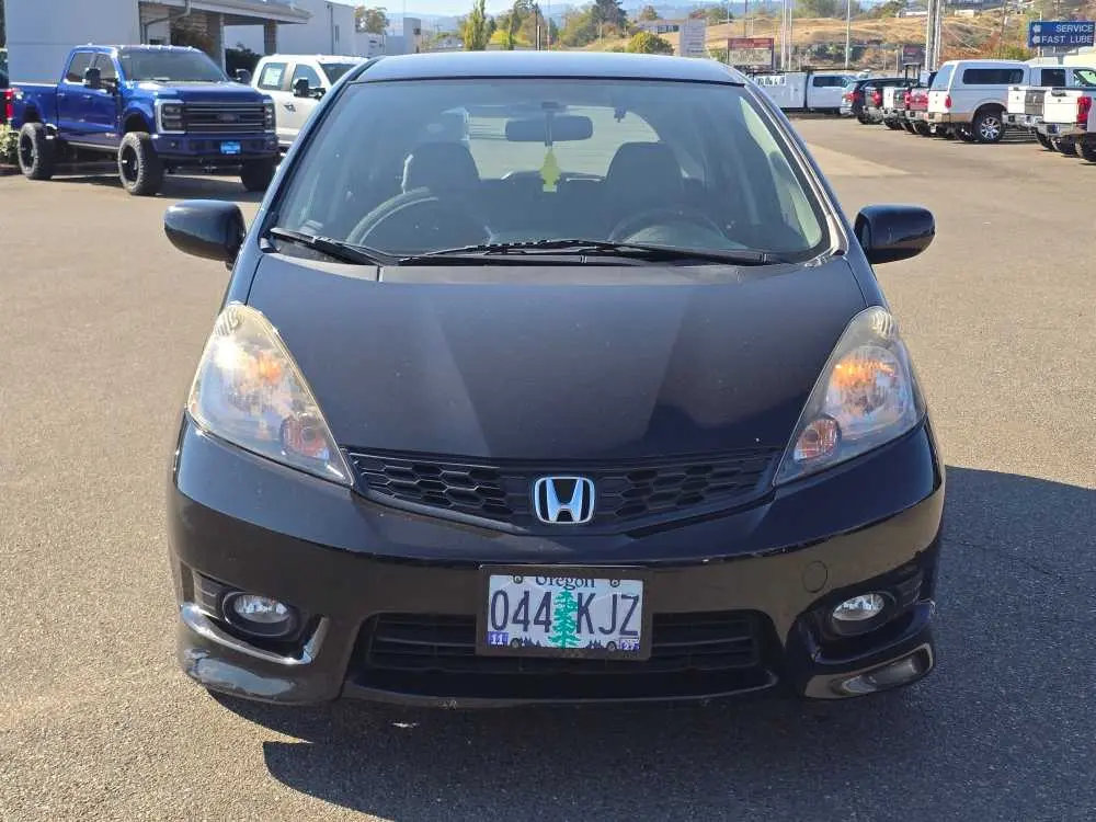 2013 Honda Fit - $11,249