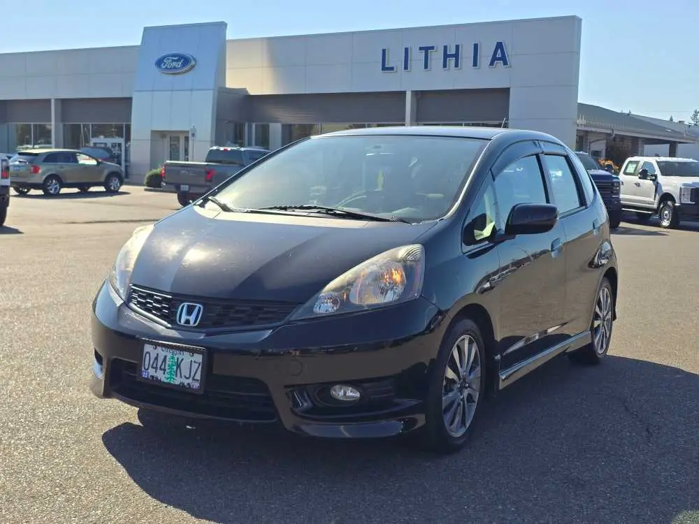 2013 Honda Fit - $11,249