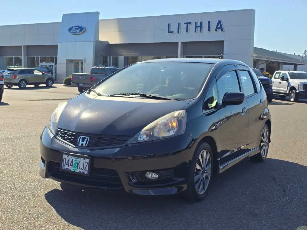2013 Honda Fit - $11,249