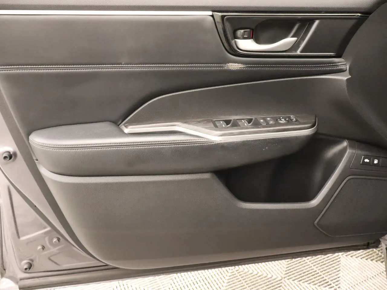 2018 Honda Clarity - $14,553
