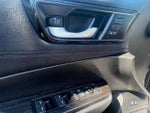 2018 Clarity Plug-In Hybrid Thumbnail 12