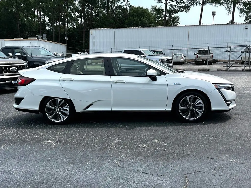 2021 Honda Clarity - $24,895