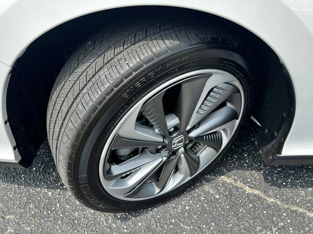 2021 Honda Clarity - $24,895