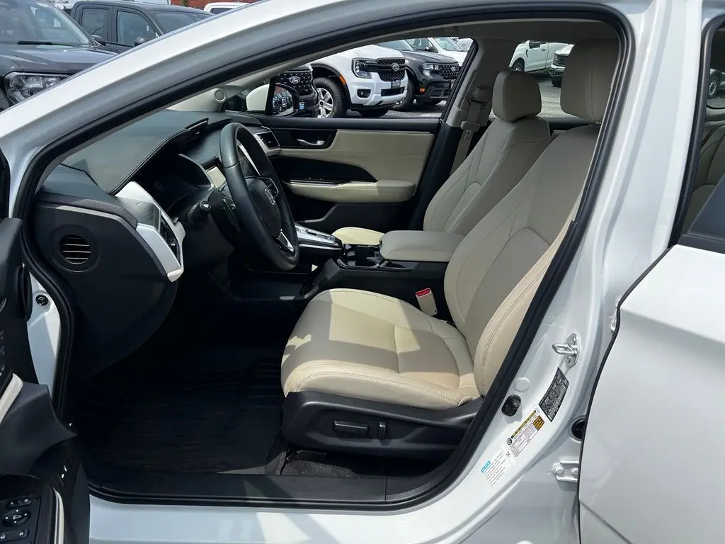 2021 Honda Clarity - $24,895