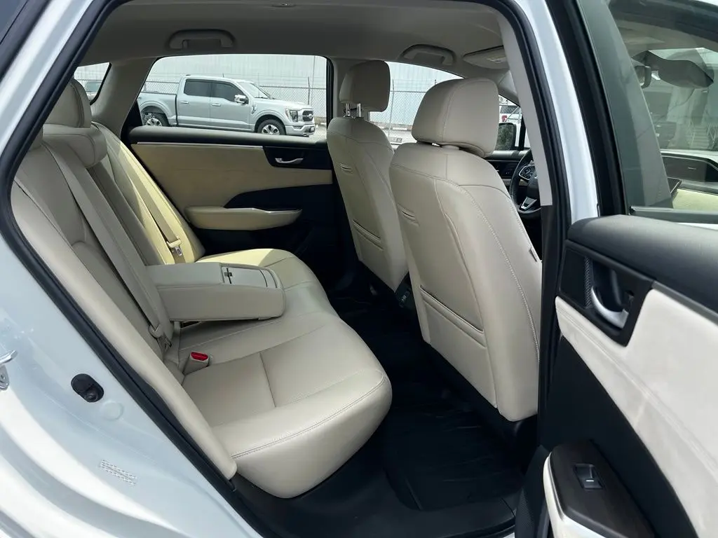 2021 Honda Clarity - $24,895