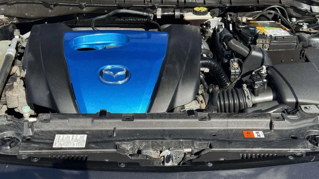 2013 Mazda Mazda3 i Touring