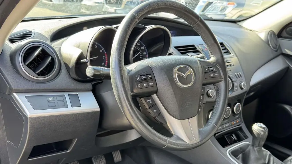 2013 Mazda Mazda3 i Touring
