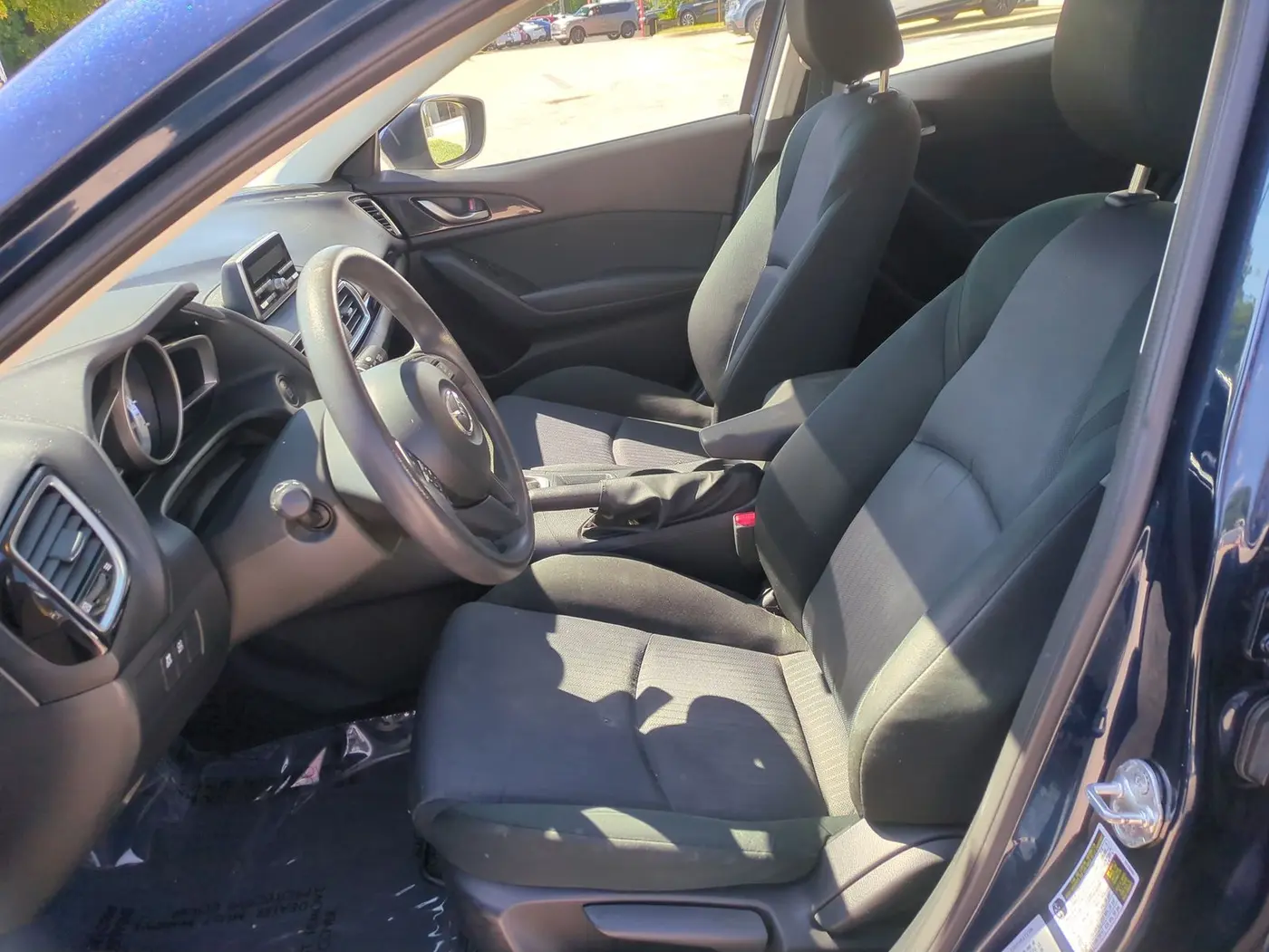 2014 MAZDA MAZDA3 - $11,200