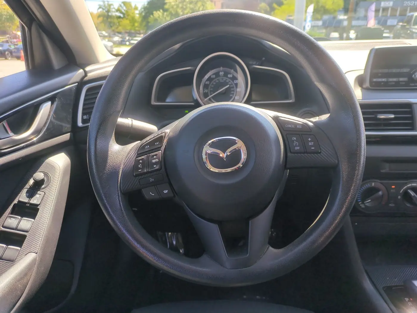 2014 MAZDA MAZDA3 - $11,200