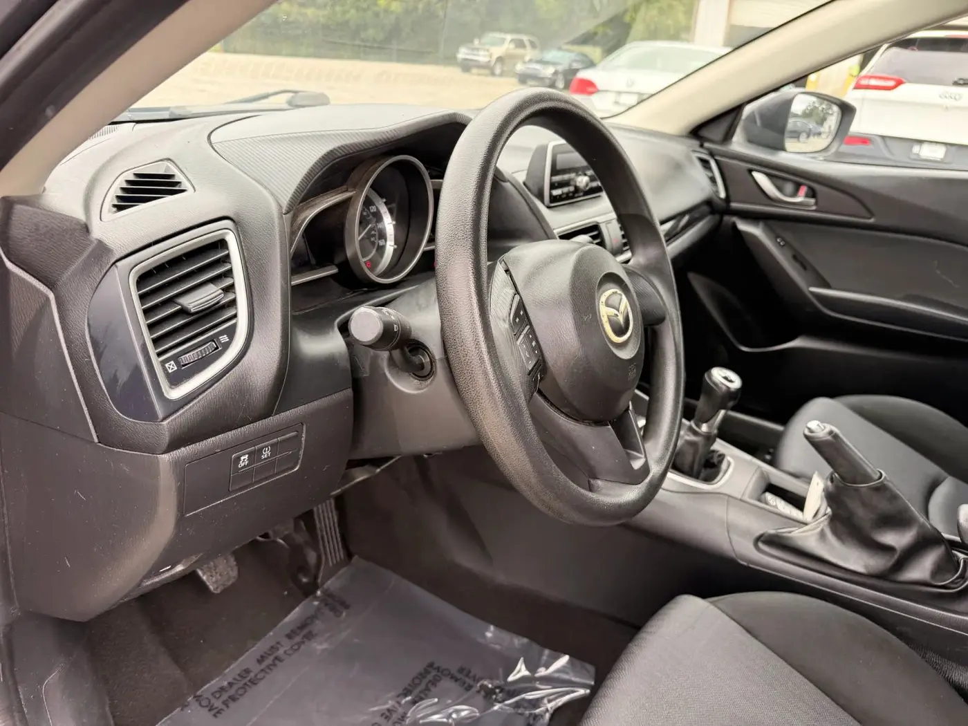 2014 MAZDA MAZDA3 - $6,950