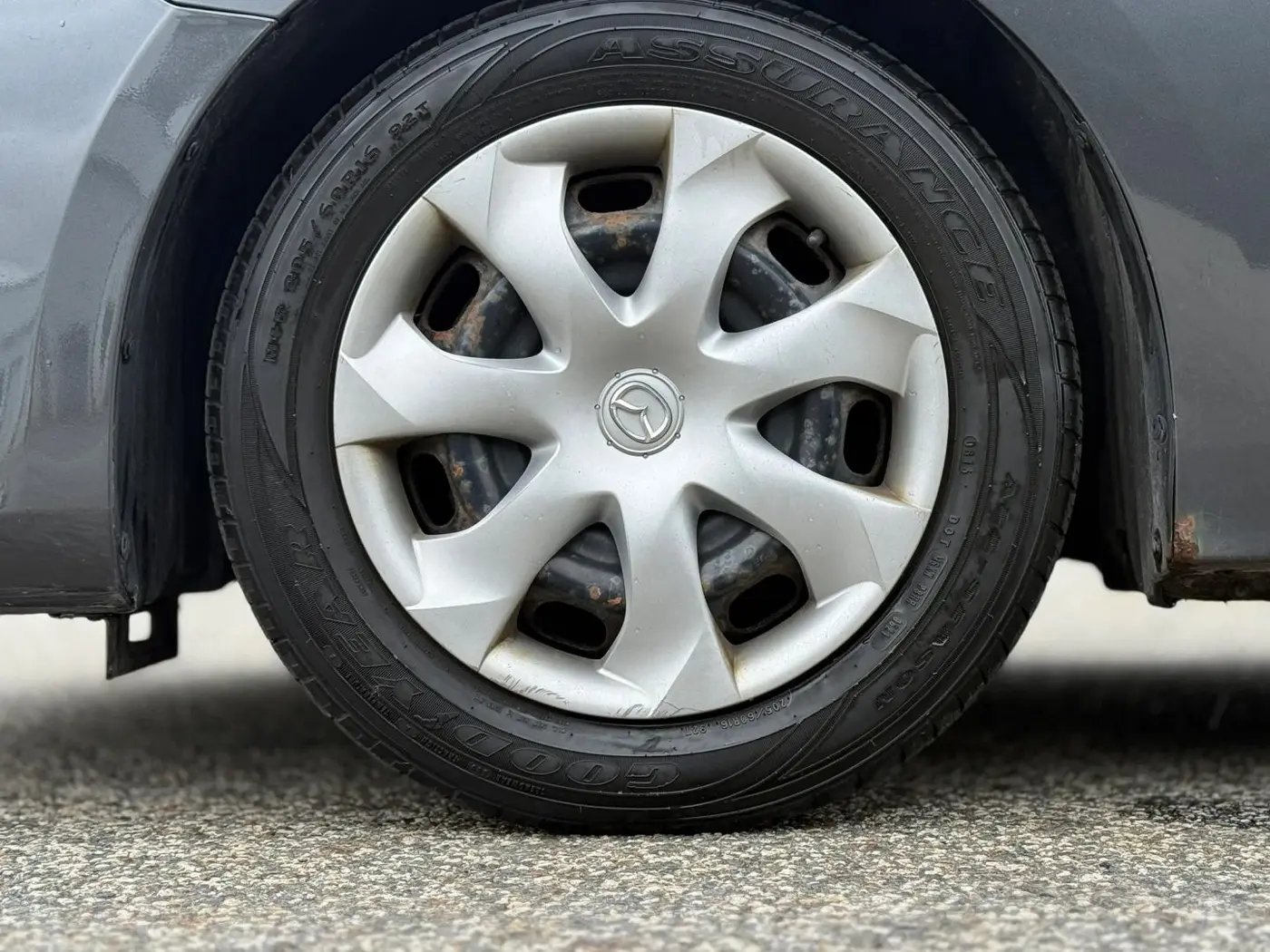 2014 MAZDA MAZDA3 - $6,950