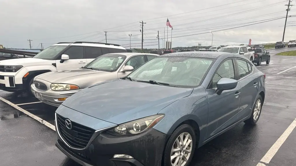 Preowned 2016 Mazda Mazda3 i Sport for Sale