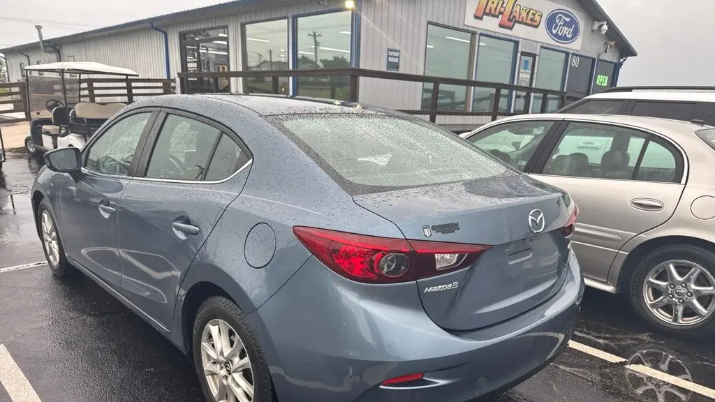 2016 Mazda Mazda3 i Sport