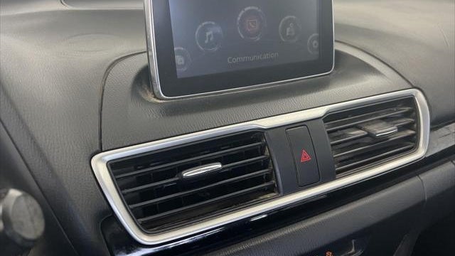 2015 Mazda Mazda3 i Touring