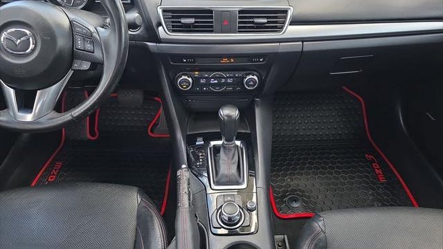 2015 Mazda Mazda3 s Grand Touring