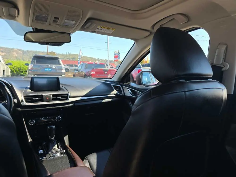 2018 MAZDA MAZDA3 - $15,240