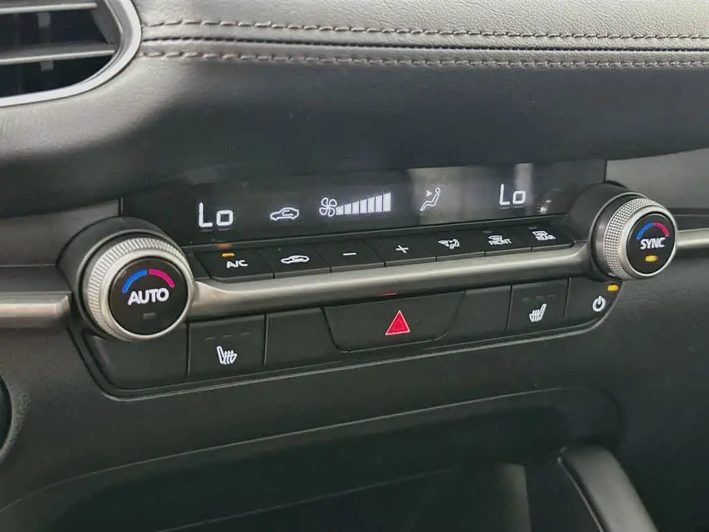 2026 MAZDA MAZDA3 - $24,427