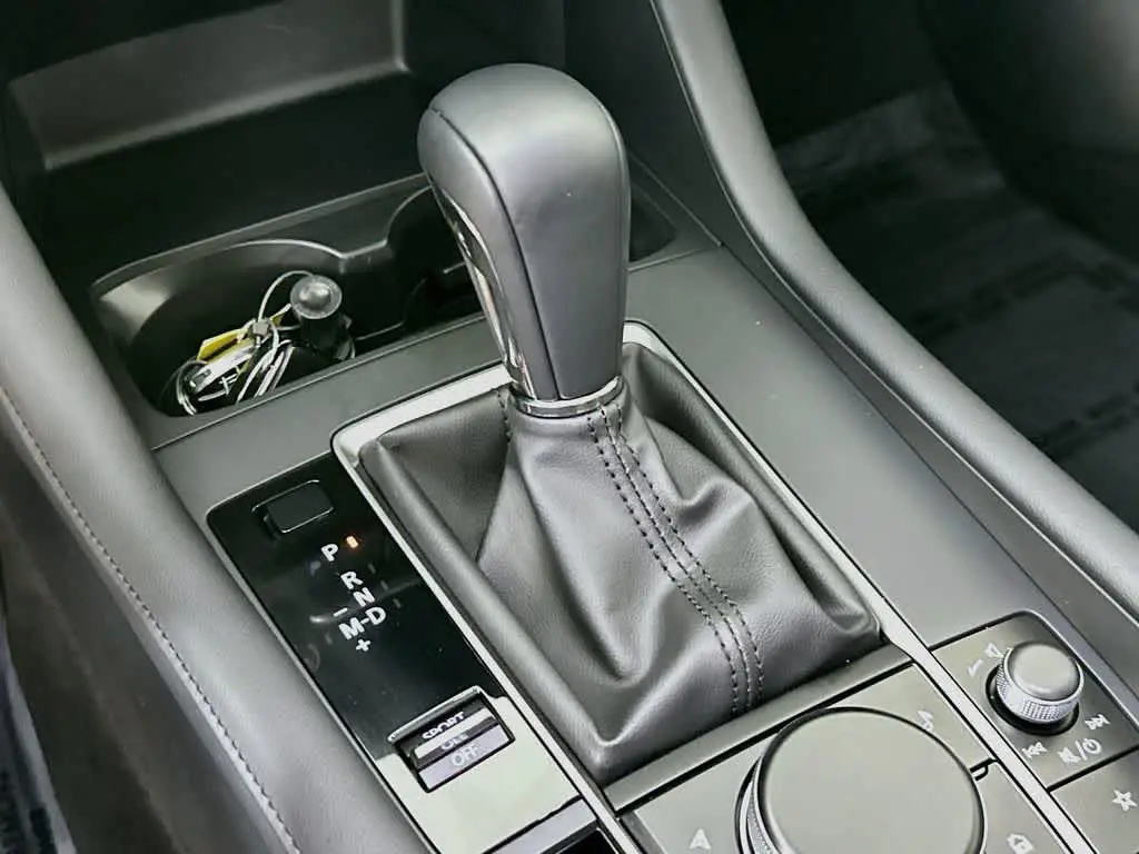 2026 MAZDA MAZDA3 - $24,427