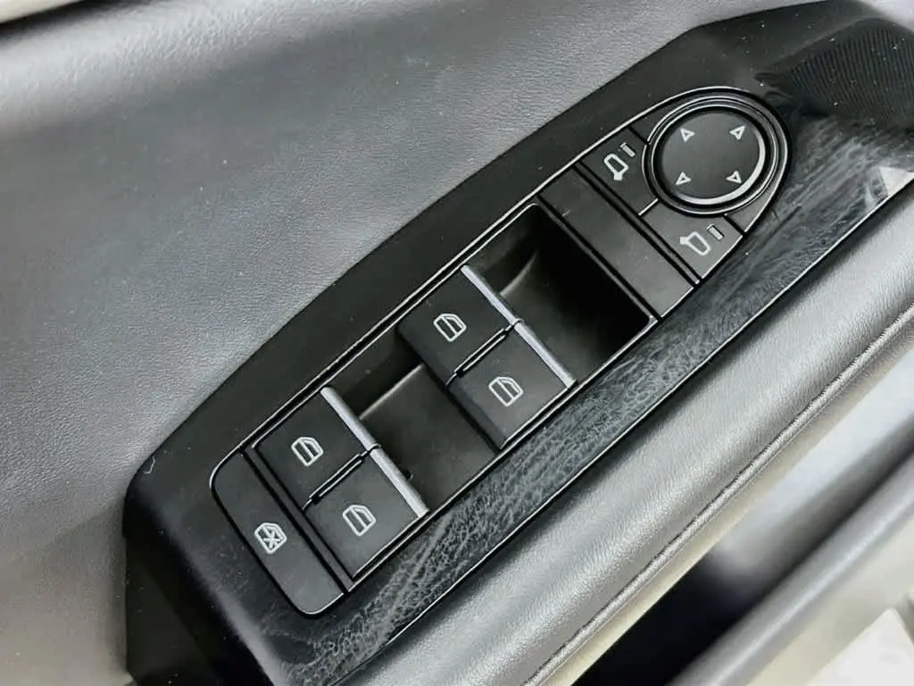 2026 MAZDA MAZDA3 - $24,427
