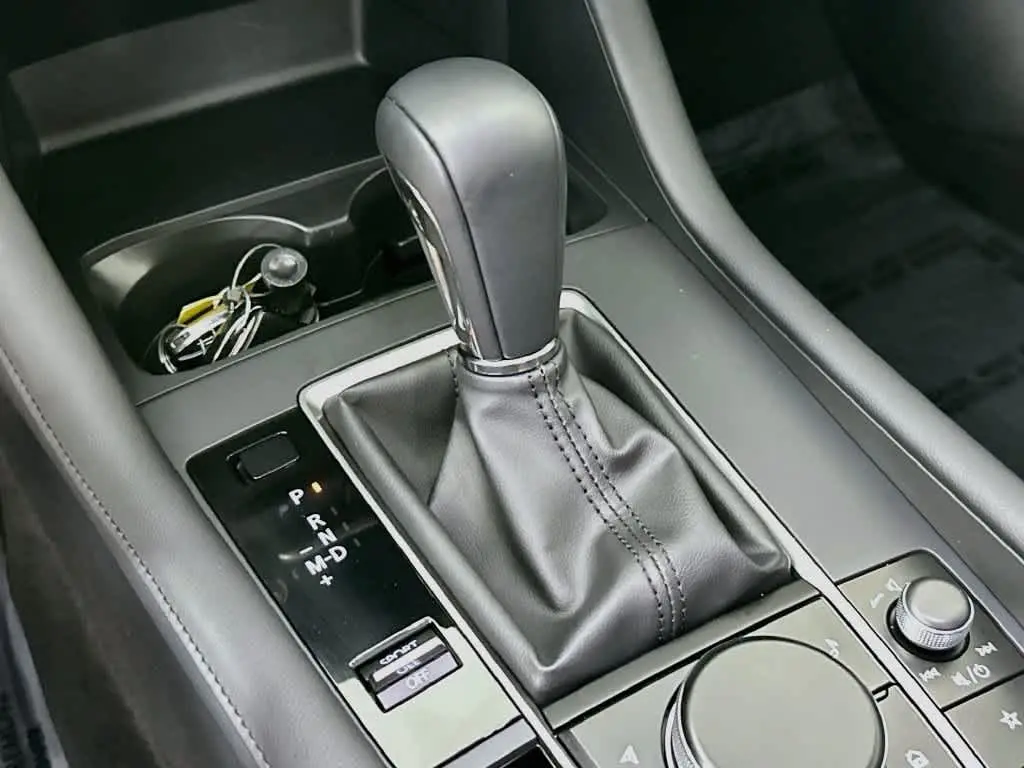 2026 MAZDA MAZDA3 - $24,427