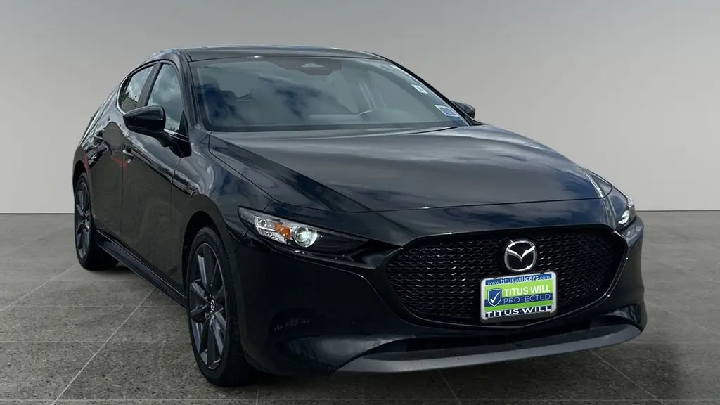 Preowned 2024 Mazda Mazda3 Hatchback 2.5 S Preferred for Sale