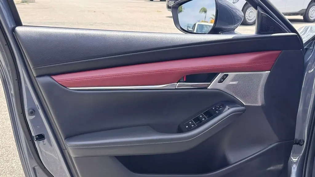 2023 Mazda Mazda3 Hatchback 2.5 S Premium