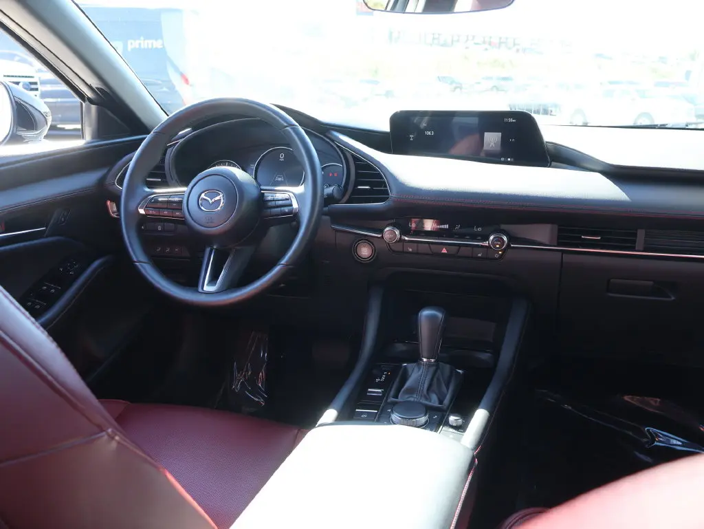 2026 MAZDA MAZDA3 - $26,675