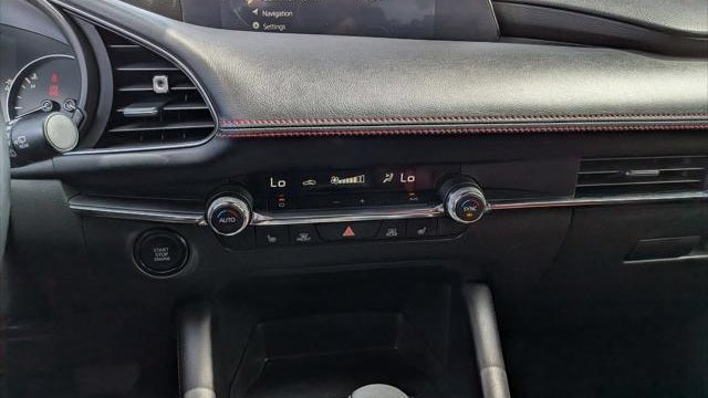 2023 Mazda Mazda3 Hatchback 2.5 S Carbon Edition