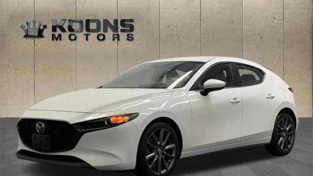 Preowned 2020 Mazda Mazda3 Hatchback Preferred for Sale