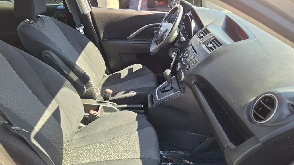 2012 Mazda Mazda5 Touring