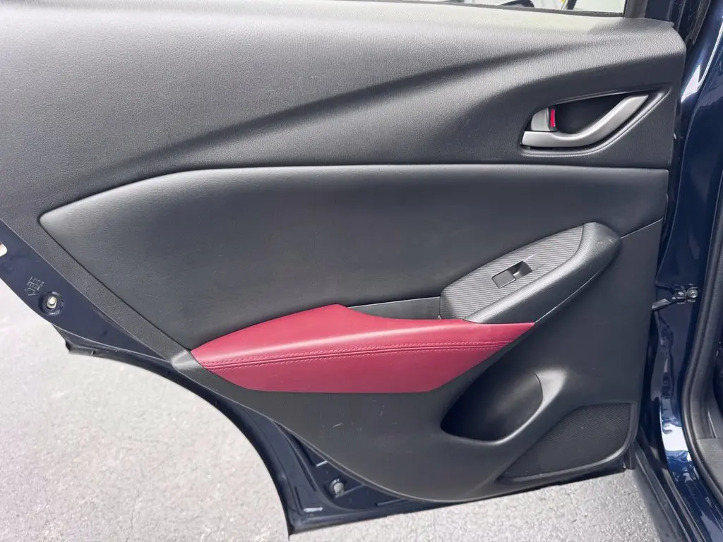 2017 MAZDA CX-3 - $13,000