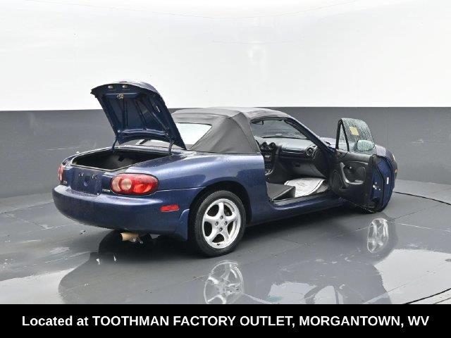 2001 MAZDA MX-5 - $6,402