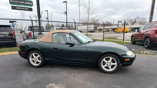 1999 Mazda MX-5 Miata Base