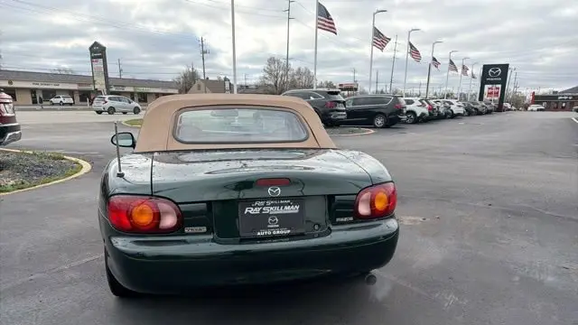 1999 Mazda MX-5 Miata Base