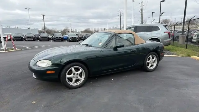 1999 Mazda MX-5 Miata Base